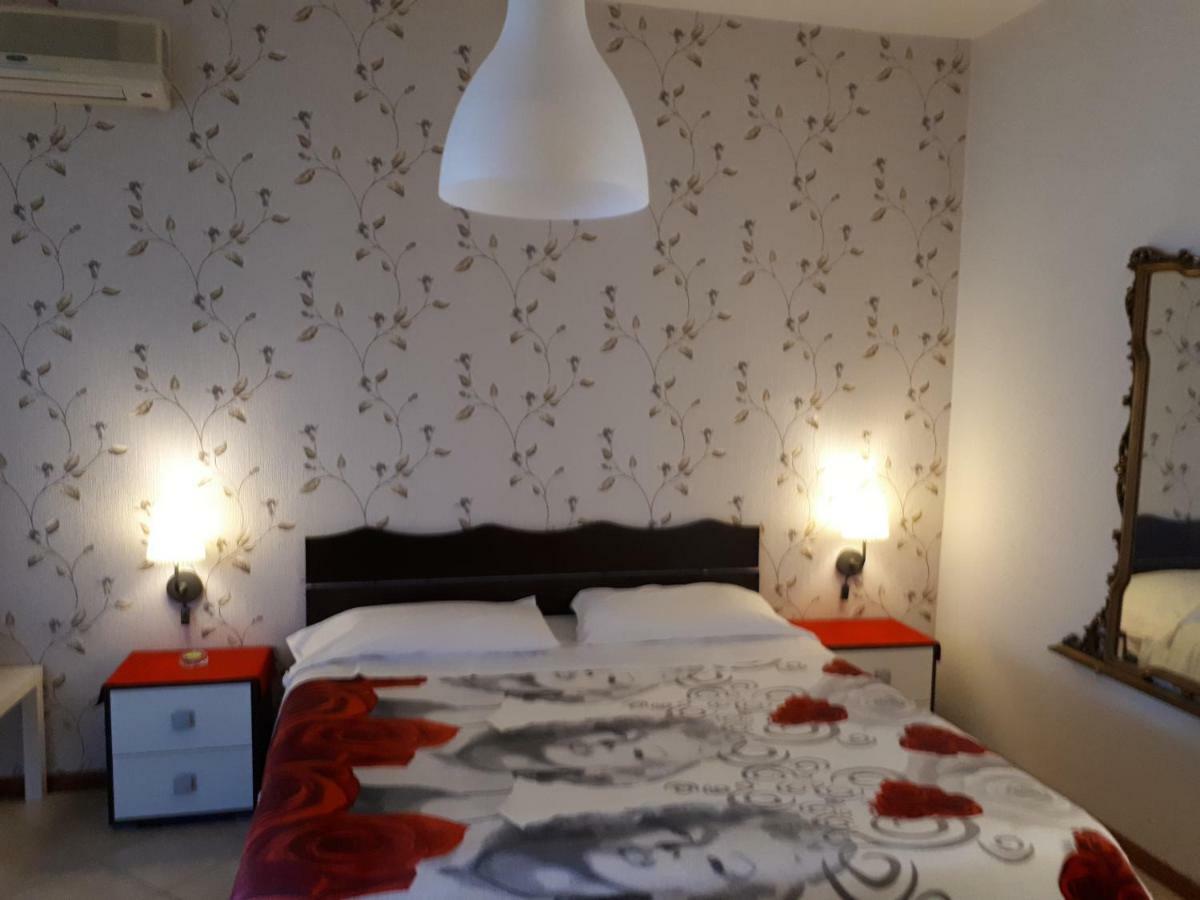 Thaire Resort Castel Volturno Exterior photo